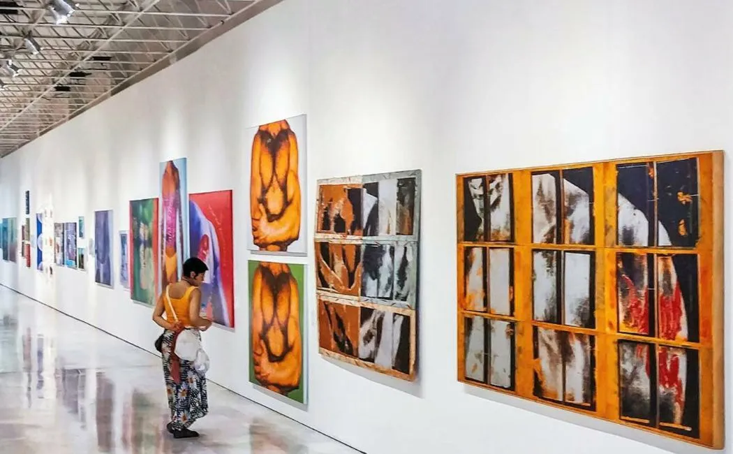 Tajemnice i historie z Frieze Art Fair w Londynie